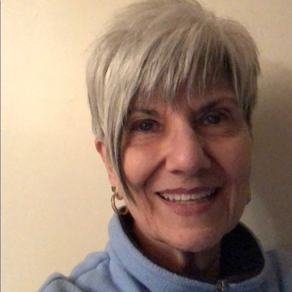 Meet your Posher, Catina